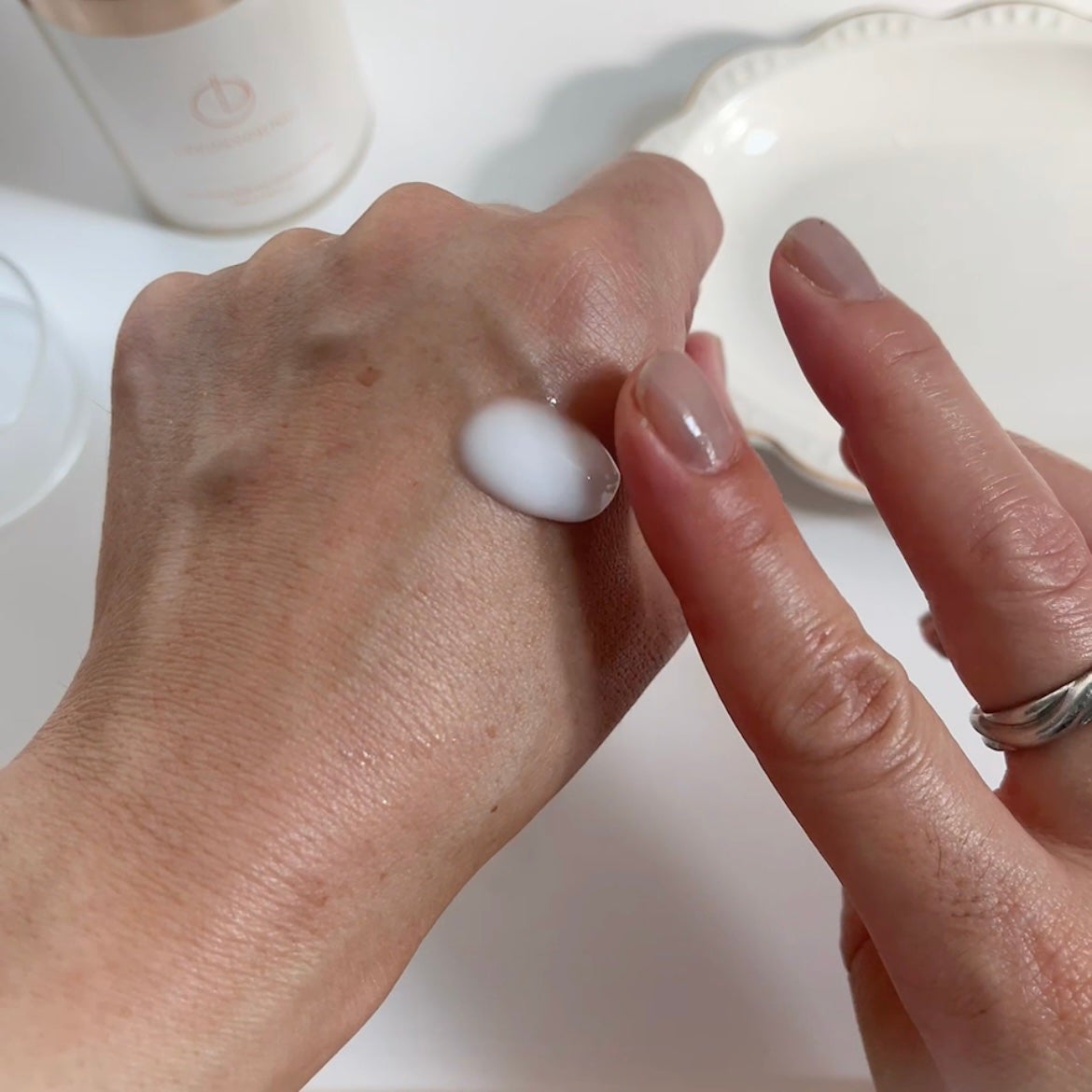 PDRNマルチアンプルクリーム/LEEDSYOUNG/フェイスクリームを使ったクチコミ(3枚目)