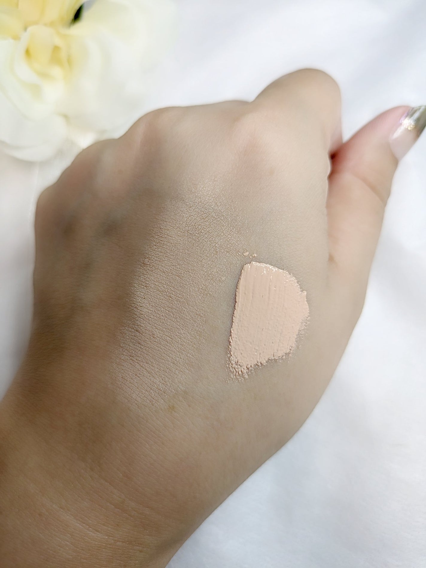 ストレッチコンシーラー/CEZANNE/リキッドコンシーラーを使ったクチコミ(4枚目)