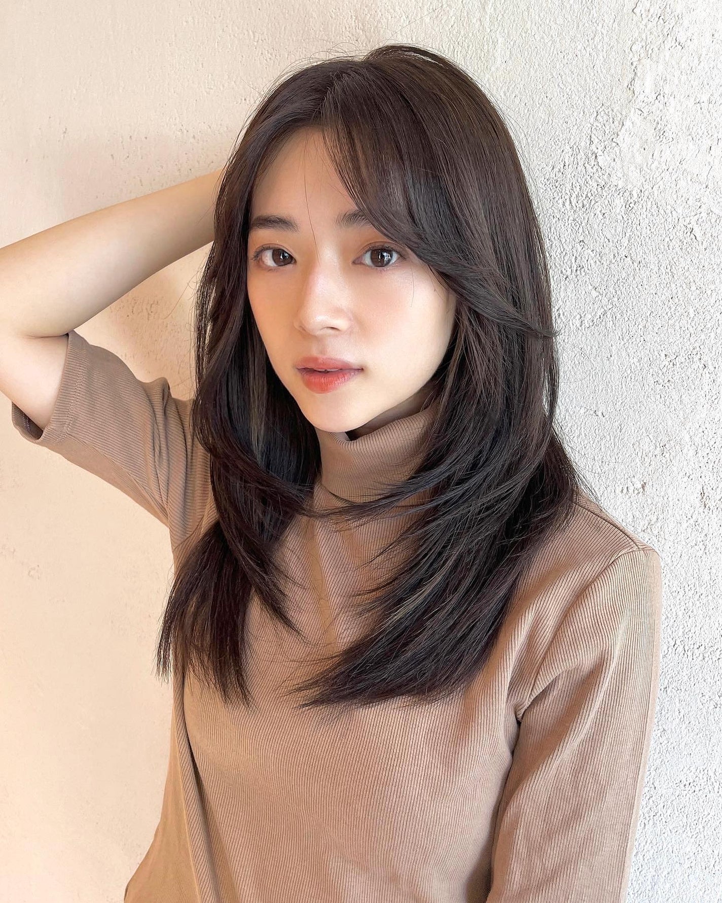 HARUNA on LIPS 「さらっとスタイリングできる!レイヤースタイルです🩷#レイヤーカ..」(2枚目)