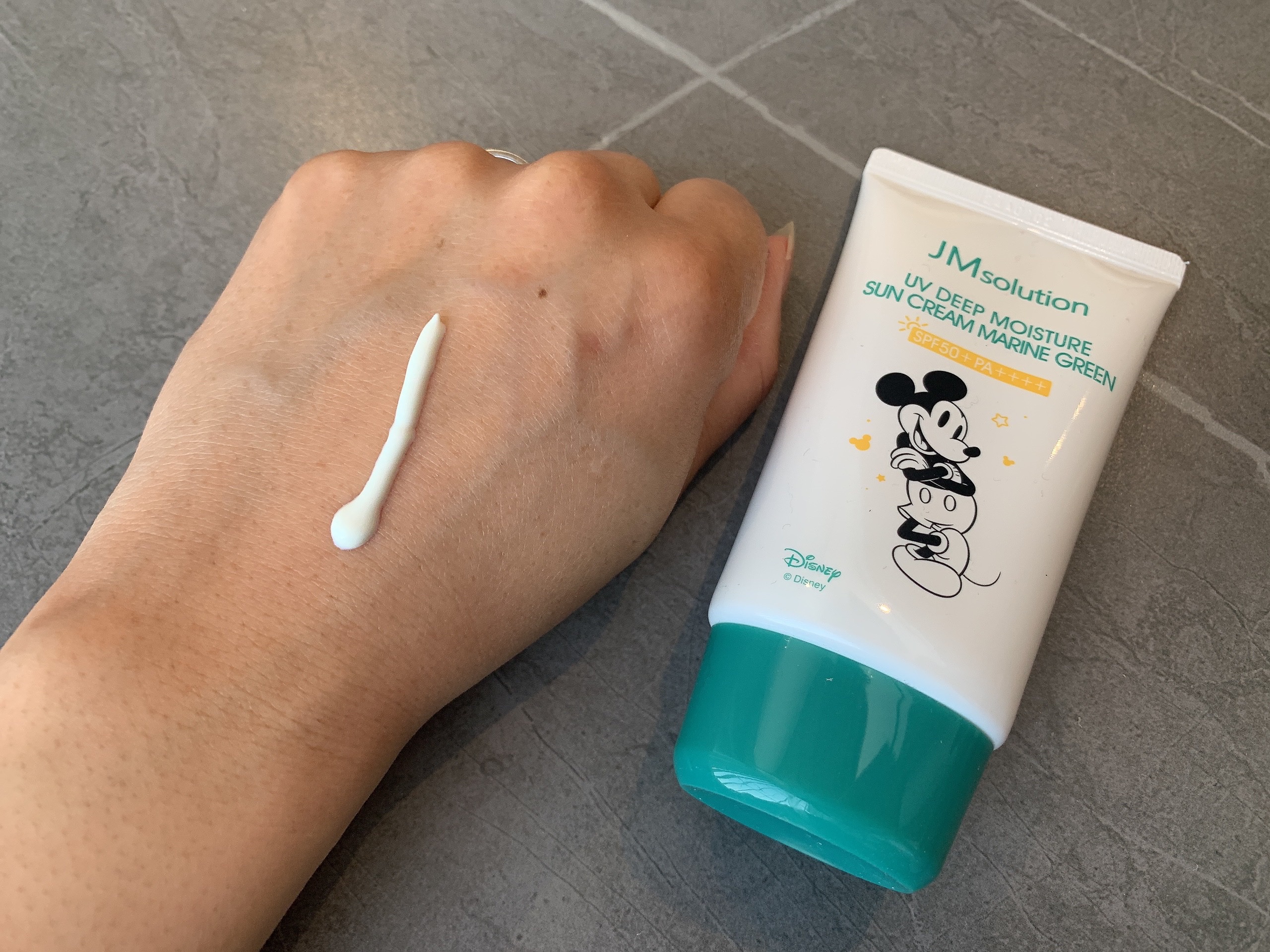 UVディープモイスチャーサンクリーム マリングリーン/JMsolution/日焼け止めクリームを使ったクチコミ（2枚目）