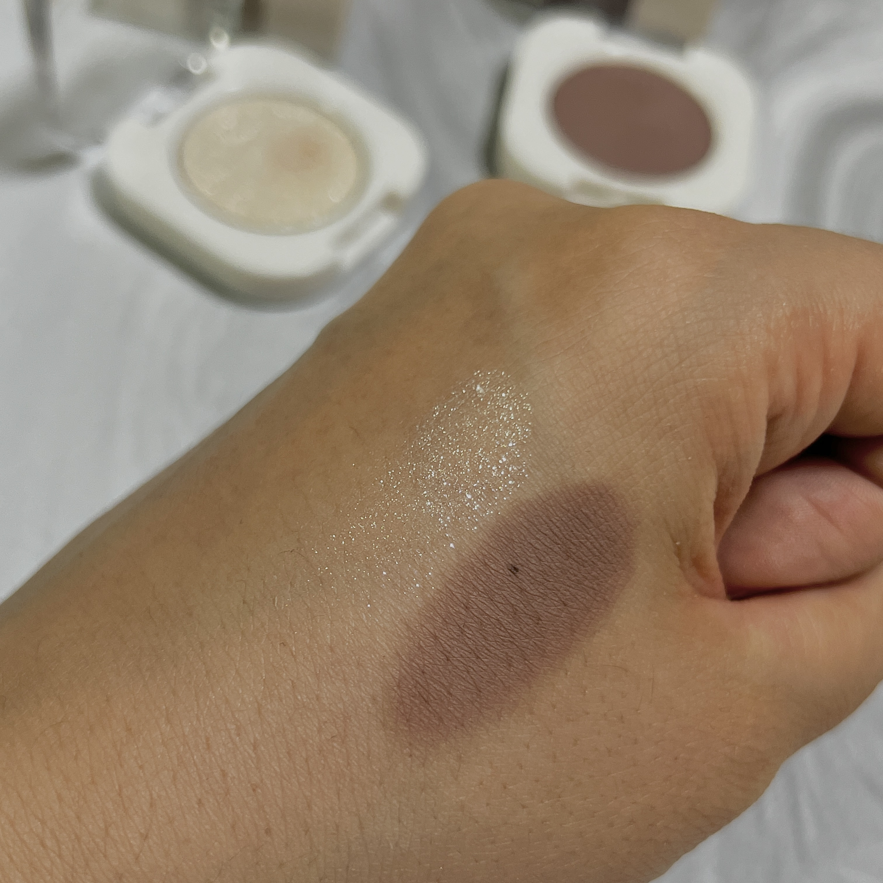 モノアイシャドウ/Laka/単色アイシャドウを使ったクチコミ（2枚目）