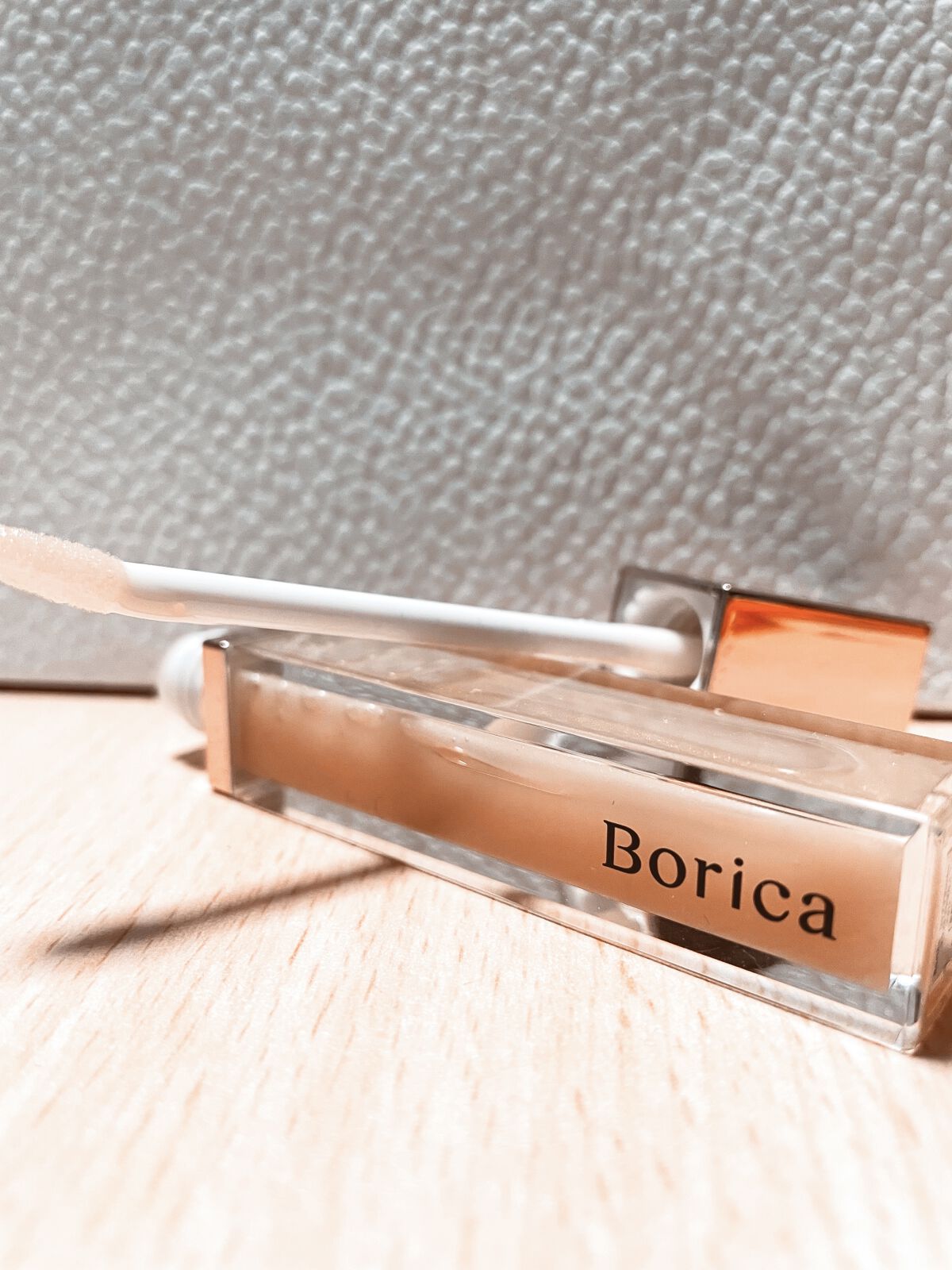 【使った商品】
Borica　リッププランパーエクストラセラム　01　Pink　ピンク

【商品の特徴】
Boricaのリッププランパーエクストラセラムです。
Boricaというブランド自体は聞いたことがあったのですが、使用したことがなかっ