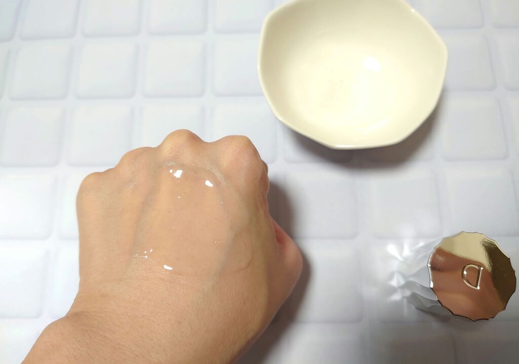 キャビアドットブースター/DEW/ブースター・導入液を使ったクチコミ（3枚目）