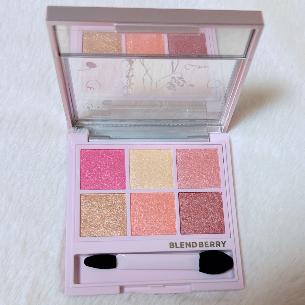 オーラクリエイション/BLEND BERRY/アイシャドウパレットを使ったクチコミ(2枚目)
