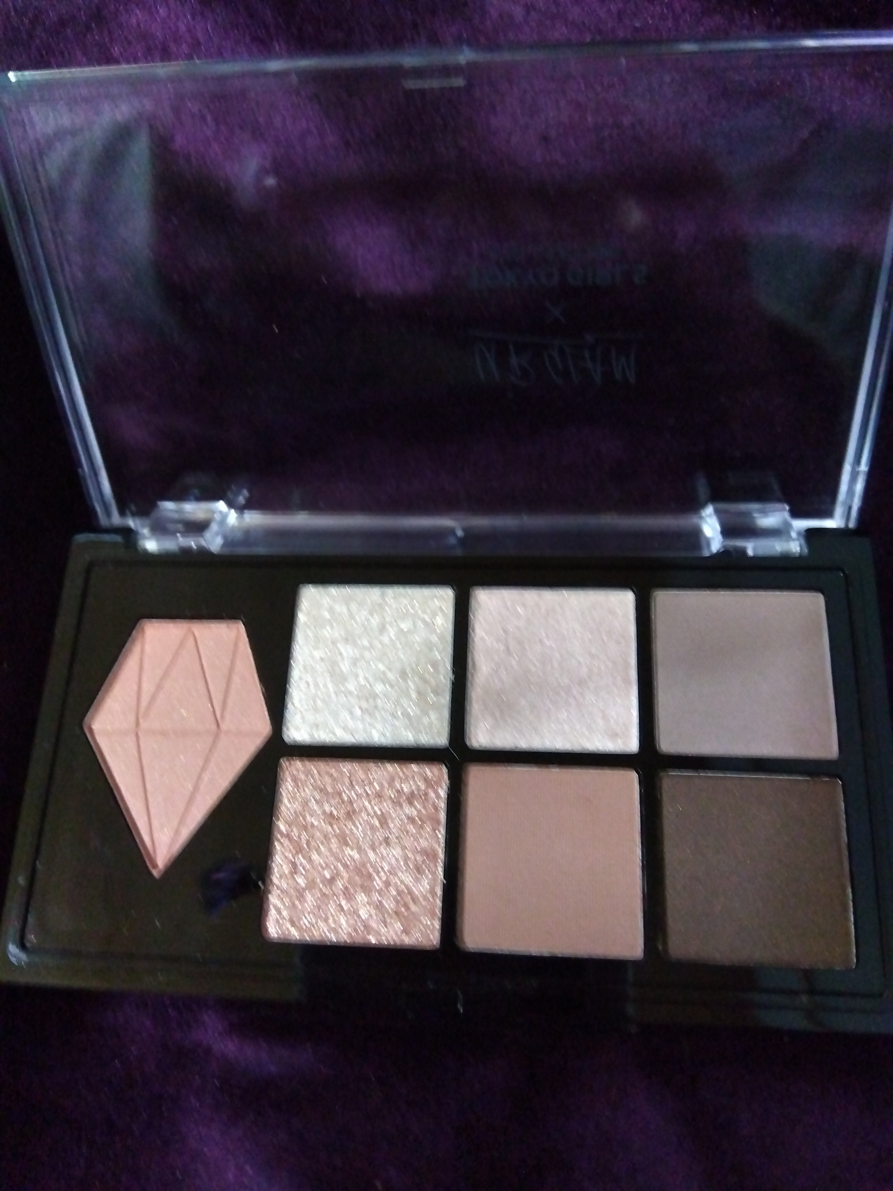 ネイル接着テープ 小さい爪用/DAISO/ネイルシールを使ったクチコミ（3枚目）