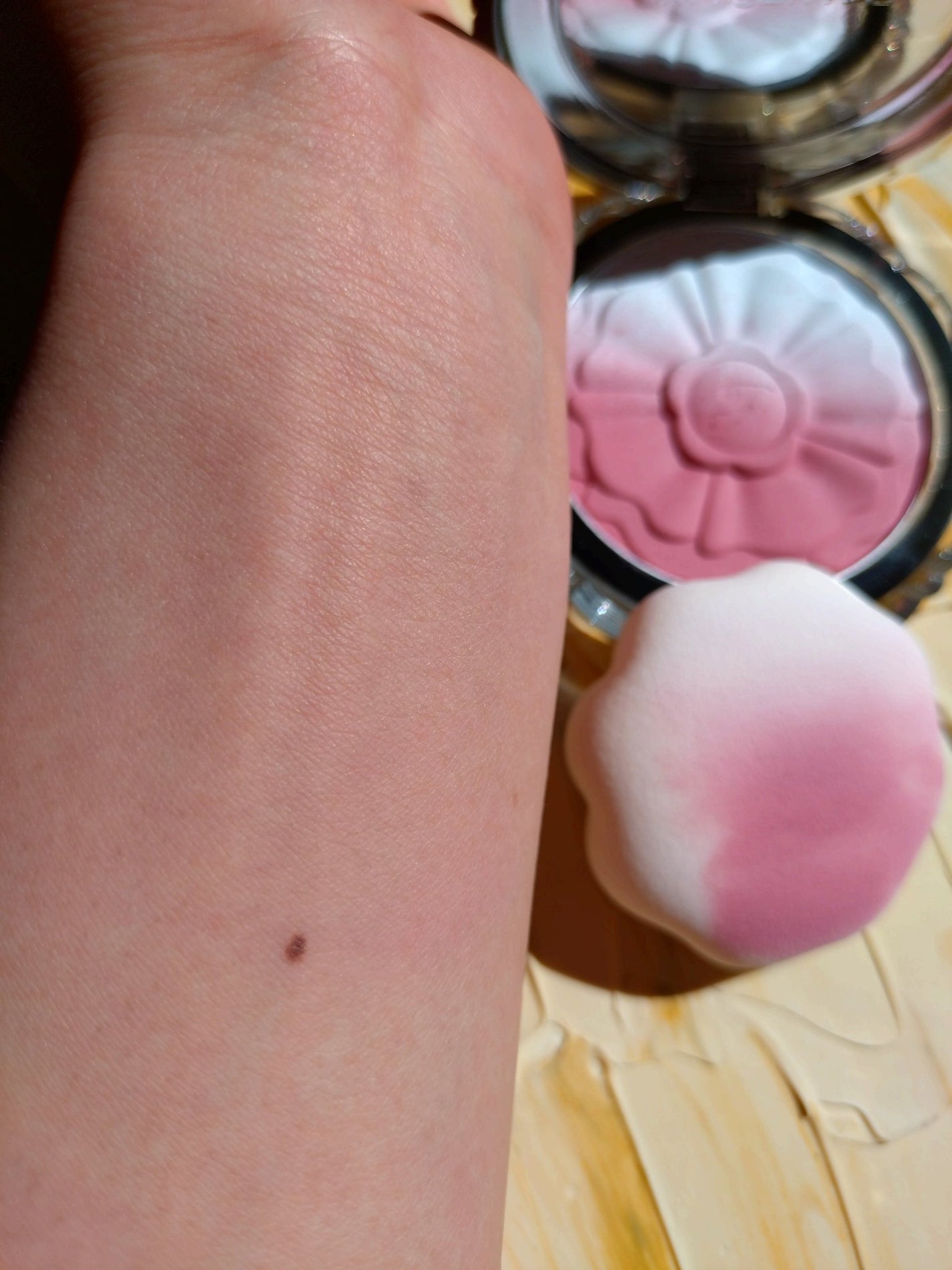 ジルスチュアート パステルペタル ブラッシュ/JILL STUART/パウダーチークを使ったクチコミ(4枚目)