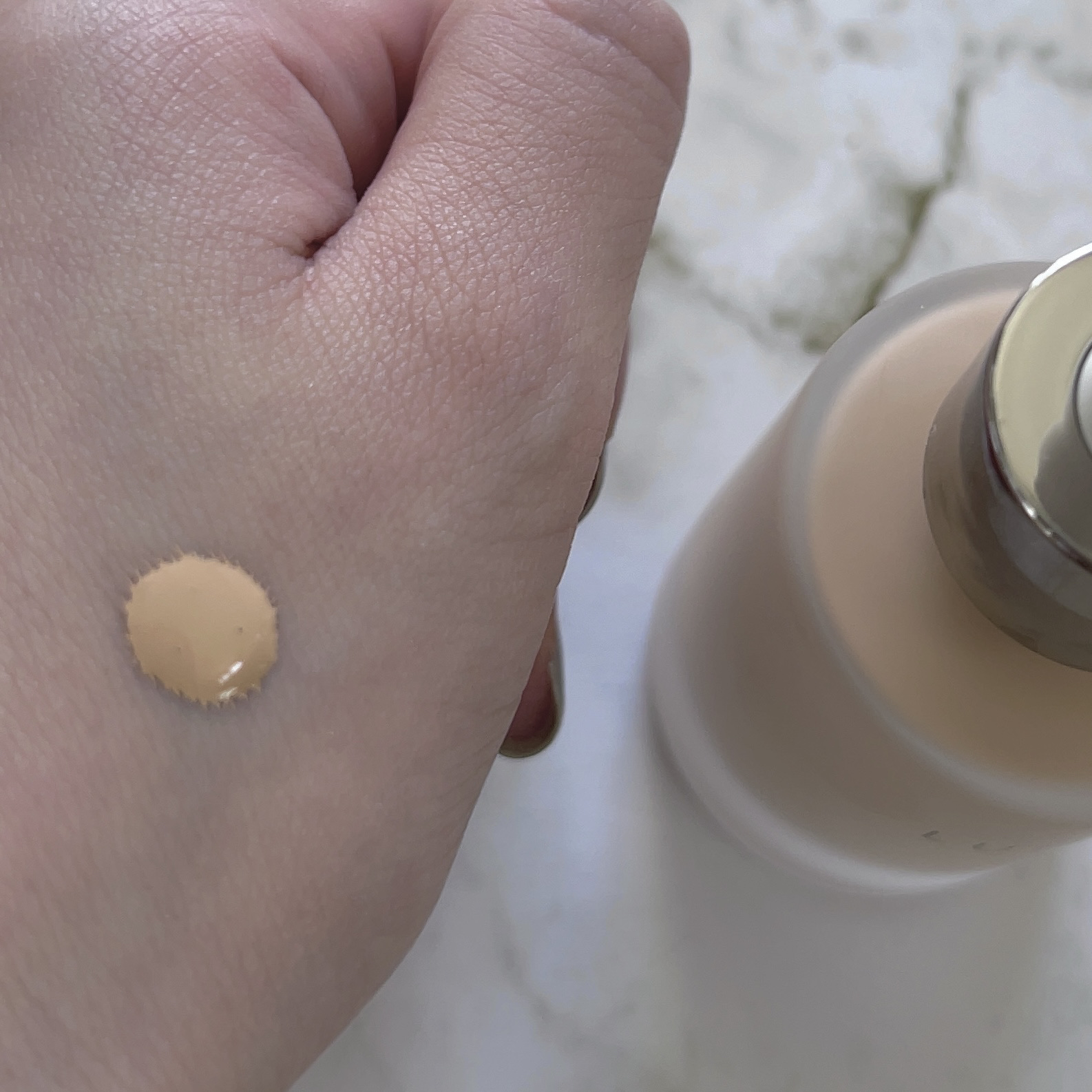 ルナソル カラーオイル セラム/LUNASOL/リキッドファンデーションを使ったクチコミ（3枚目）