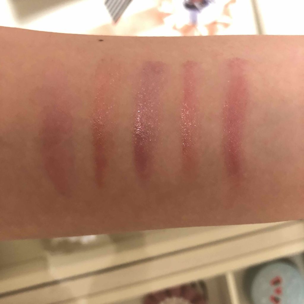 グロス・レヴェラトゥール/GIVENCHY/リップグロスを使ったクチコミ(4枚目)