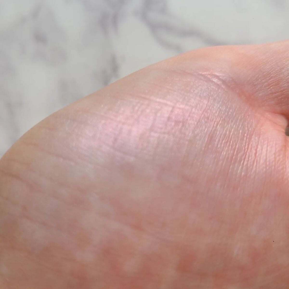 プリズム・リーブル・ハイライター（フォール コレクション 2022）/GIVENCHY/パウダーハイライトを使ったクチコミ（3枚目）