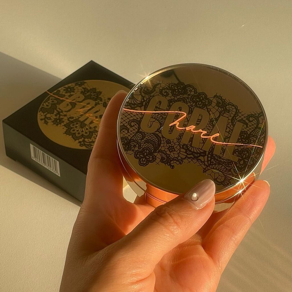 
【CORALHAZE】

✔️コーラルヘイズ FGF7 ハイドロセルクッション
#21  ピュアアイボリー

このクッションファンデ今までで1番すき🫣💗
薄づきでカバー力もあるし
仕上がりがめちゃくちゃ綺麗✨
伸びもいいし高密着でよれ