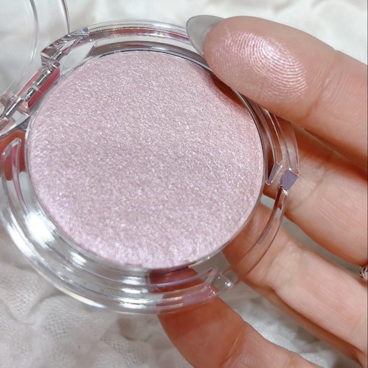 ネーミング フラッフィーベイクド ハイライター/NAMING./パウダーハイライトを使ったクチコミ（3枚目）