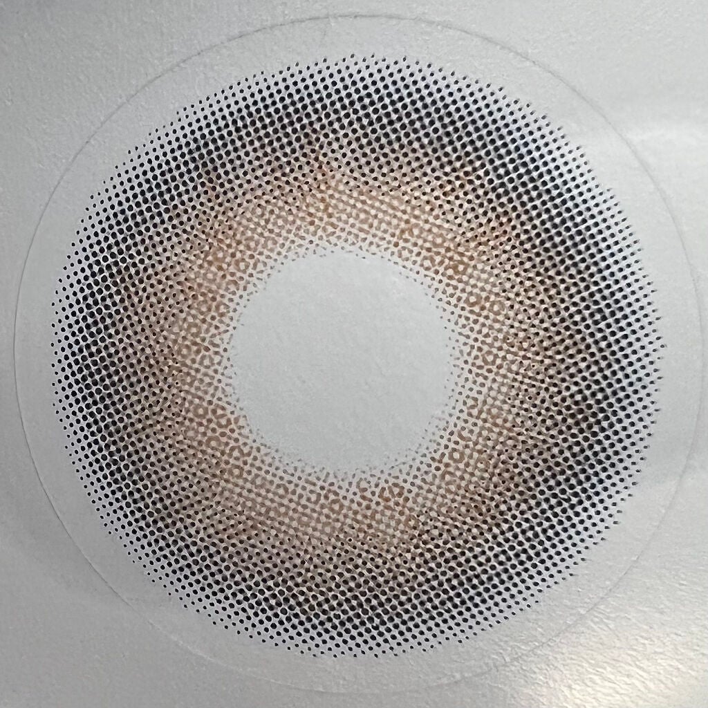 トリッドラブベージュマンスリー (TORRID LOVE BEIGE monthly)/OLOLA/1ヶ月(1MONTH)カラコンを使ったクチコミ(4枚目)