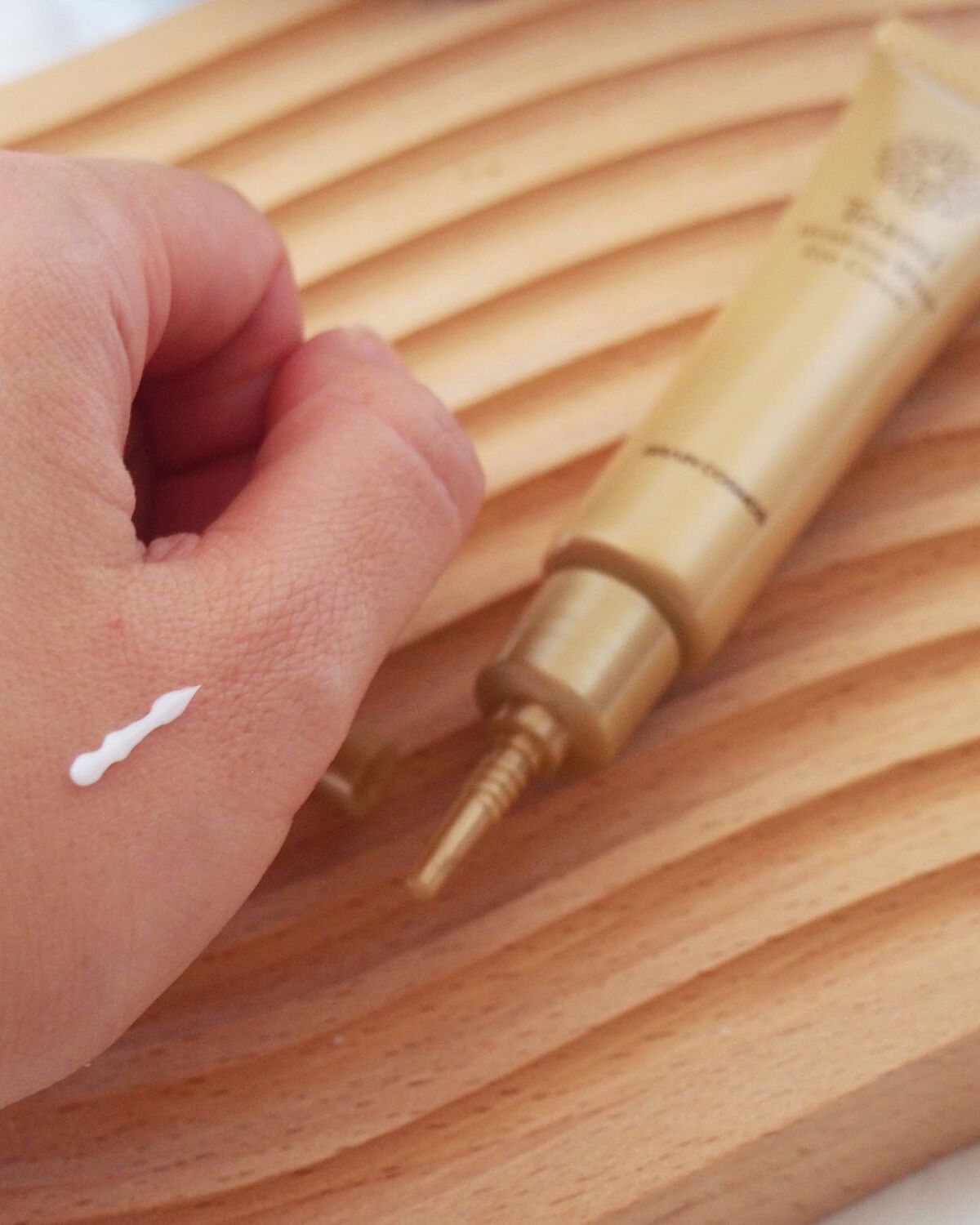 リンクレスホワイトアイクリーム/Toami/アイケア・アイクリームを使ったクチコミ（1枚目）