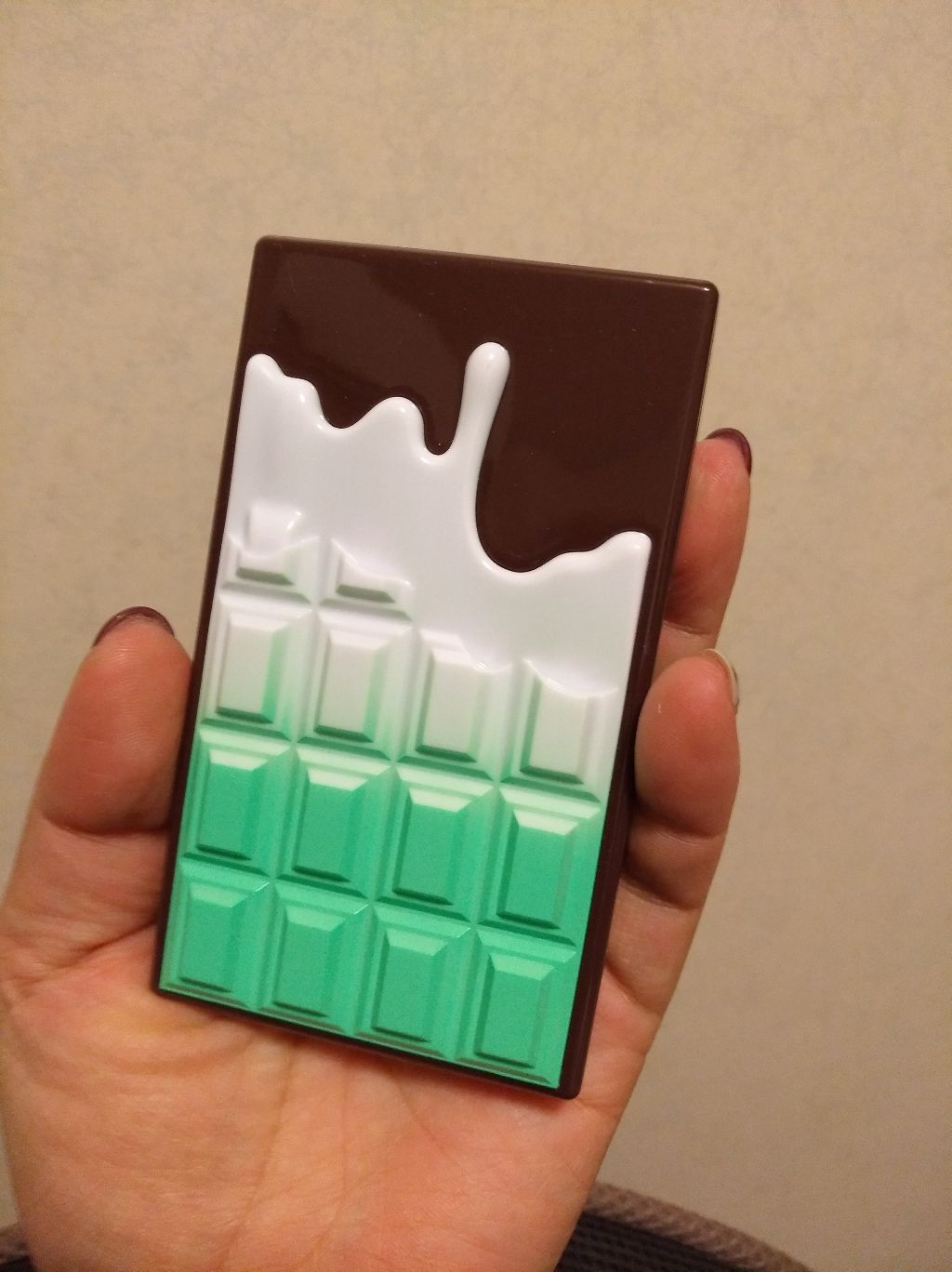 ミニチョコレートアイシャドウパレット チョコミント/MAKEUP REVOLUTION/アイシャドウパレットを使ったクチコミ（2枚目）