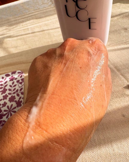 リルーチェスキンミルクローションプリズムリリー/コスメテックスローランド/ボディローションを使ったクチコミ(4枚目)