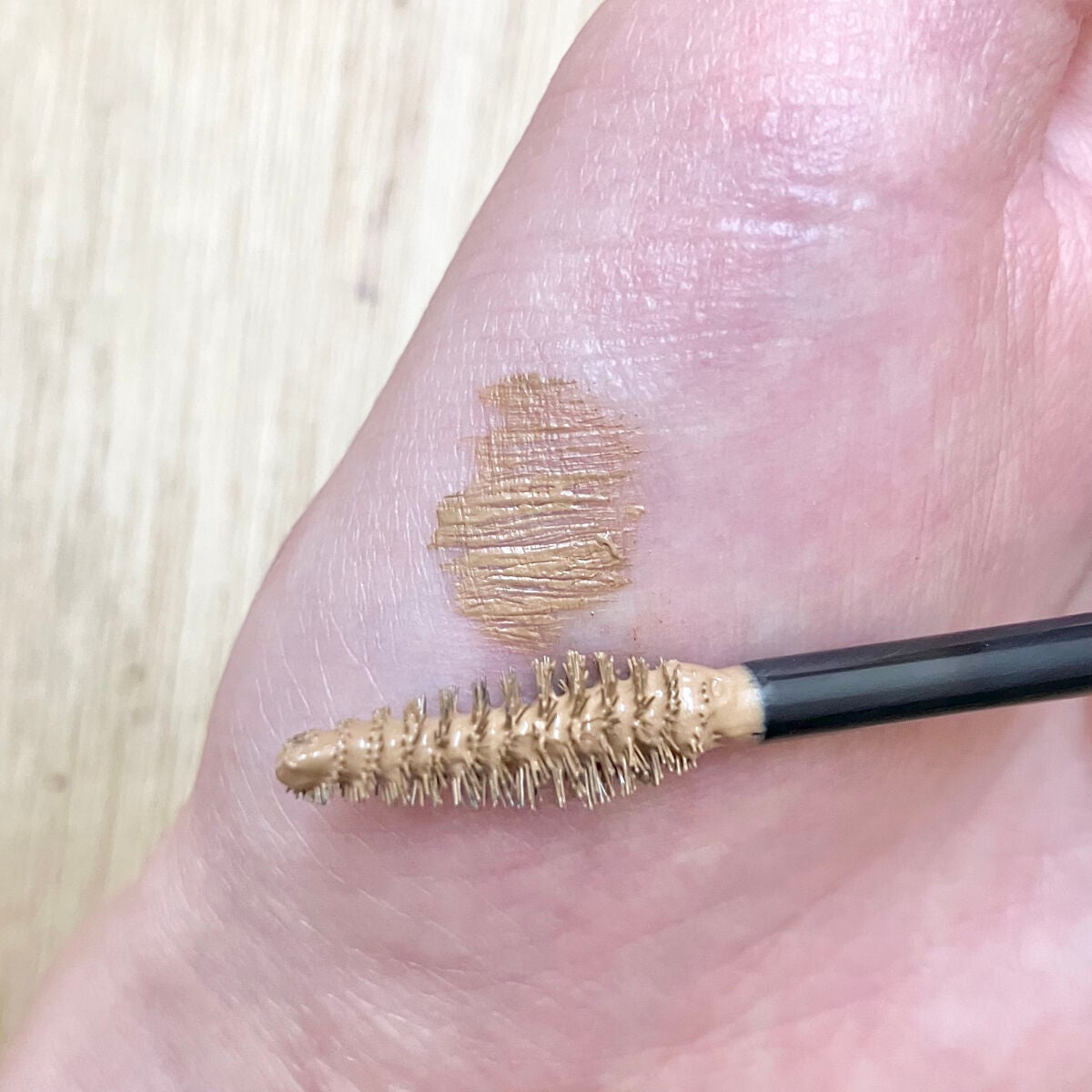 アイブロウマスカラ カラーニュアンス/ADDICTION/眉マスカラを使ったクチコミ(2枚目)