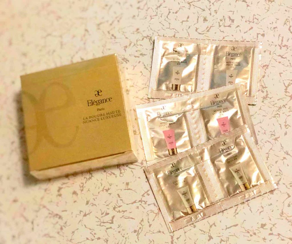 エレガンス ラ プードル オートニュアンス リクスィーズ/Elégance/プレストパウダーを使ったクチコミ（1枚目）