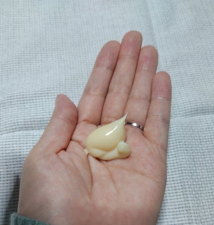 スーパーリッチシャイン ダメージリペア とろとろ補修トリートメント/LUX/洗い流すヘアトリートメントを使ったクチコミ(2枚目)