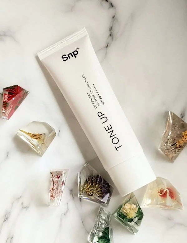 トーンアップする日焼け止めおすすめ13選!プチプラからデパコスまで