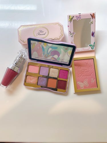 ～ダイヤモンドライト シリーズ～ マルチユース ハイライター トリオ/Too Faced/パウダーハイライトを使ったクチコミ（3枚目）