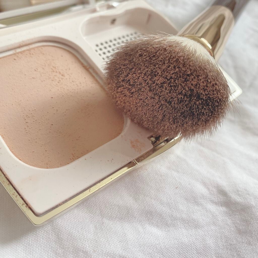 シルキー フィット/COVERMARK/パウダーファンデーションを使ったクチコミ(4枚目)