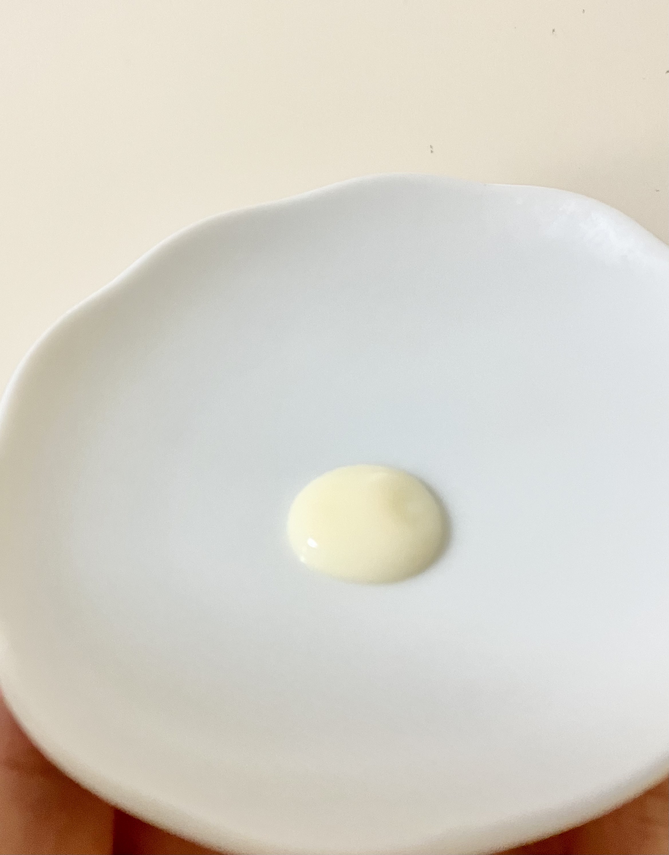 スーパーリッチシャイン ダメージリペア とろとろ補修ヘアクリーム/LUX/アウトバストリートメントを使ったクチコミ（2枚目）