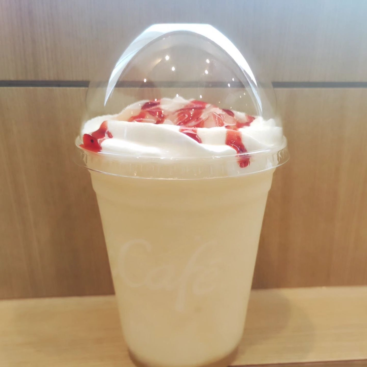 ひろちゃん on LIPS 「MACcafe本日お休みの朝からデート💑もものヨーグルトフラッ..」(1枚目)