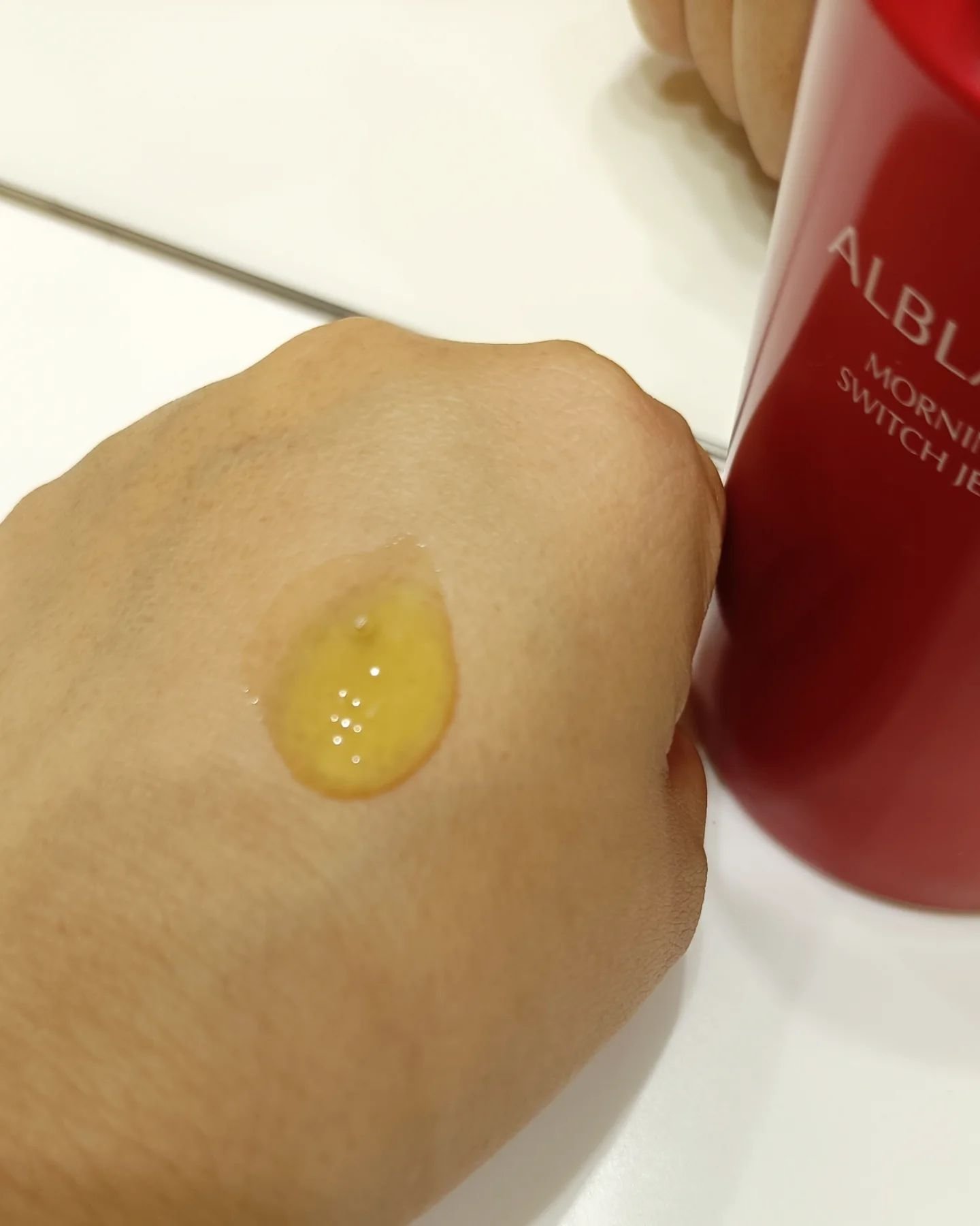 モーニング スイッチジュレ/ALBLANC/美容液を使ったクチコミ（2枚目）