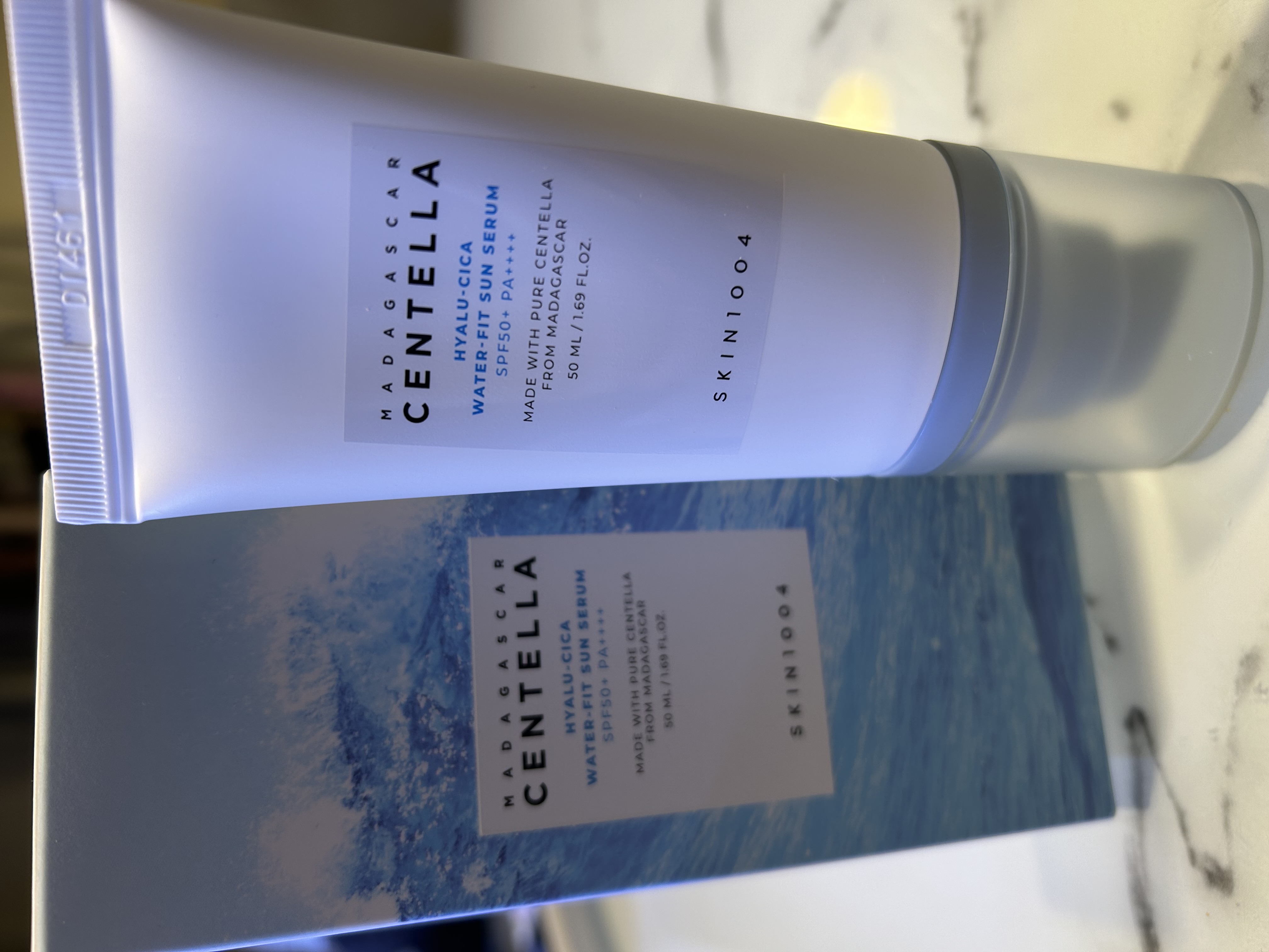 ヒアルーシカ ウォーターフィット サンセラム/SKIN1004/日焼け止めローションを使ったクチコミ（1枚目）