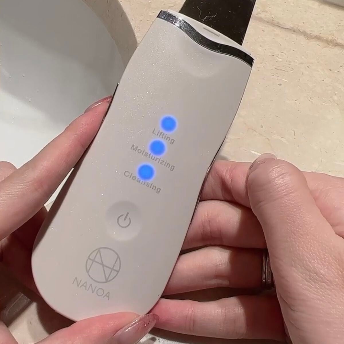LIFTIA ウォーターピーリング /NANOA/美顔器・マッサージを使ったクチコミ(2枚目)