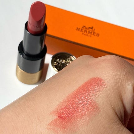 〈ルージュ・エルメス〉 ルージュ ア レーヴル サティネ/エルメス/口紅を使ったクチコミ(2枚目)