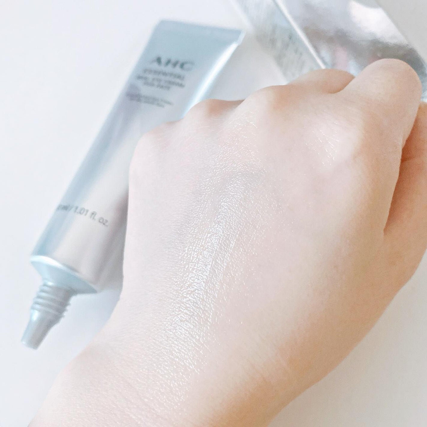 エッセンシャル リアル アイクリーム フォーフェイス/AHC/アイケア・アイクリームを使ったクチコミ(4枚目)