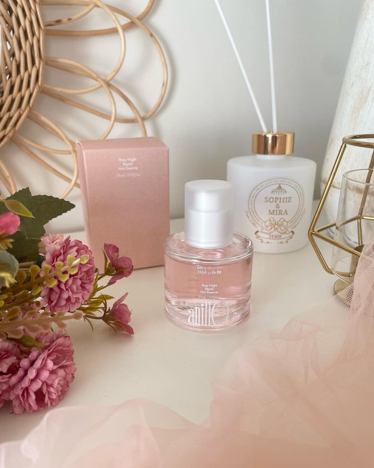 ロージーナイトヘアエッセンス/ANILLO/ヘアオイルを使ったクチコミ(4枚目)