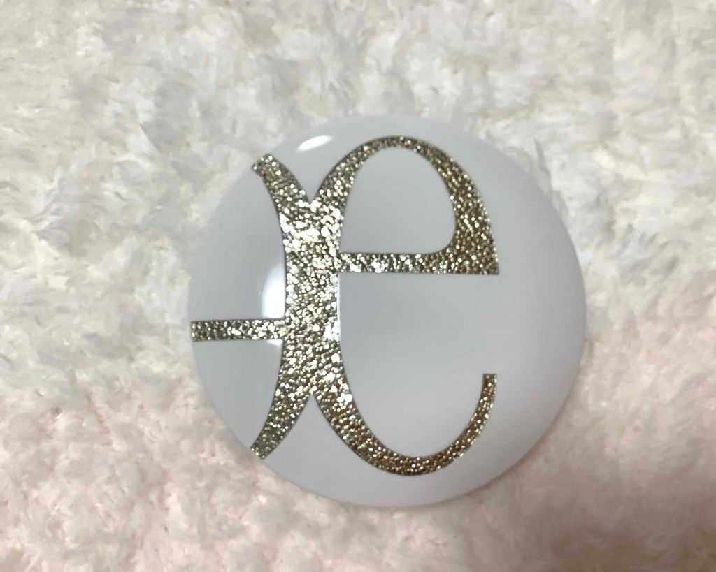 ラ プードル オートニュアンス/Elégance/プレストパウダーを使ったクチコミ（1枚目）