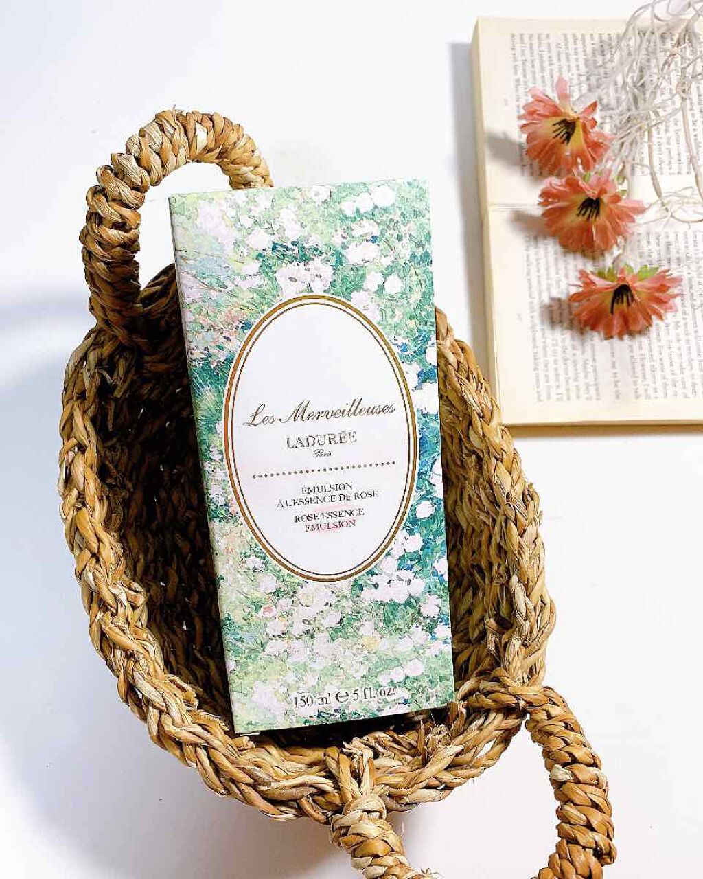 ローズ エッセンス エマルジョン/レ・メルヴェイユーズ ラデュレ/乳液を使ったクチコミ(4枚目)