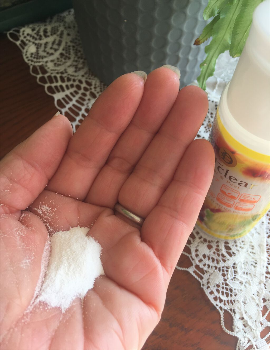 DETクリア ブライト&ピール フルーツ酵素パウダーウォッシュ/Detclear/洗顔パウダーを使ったクチコミ（1枚目）