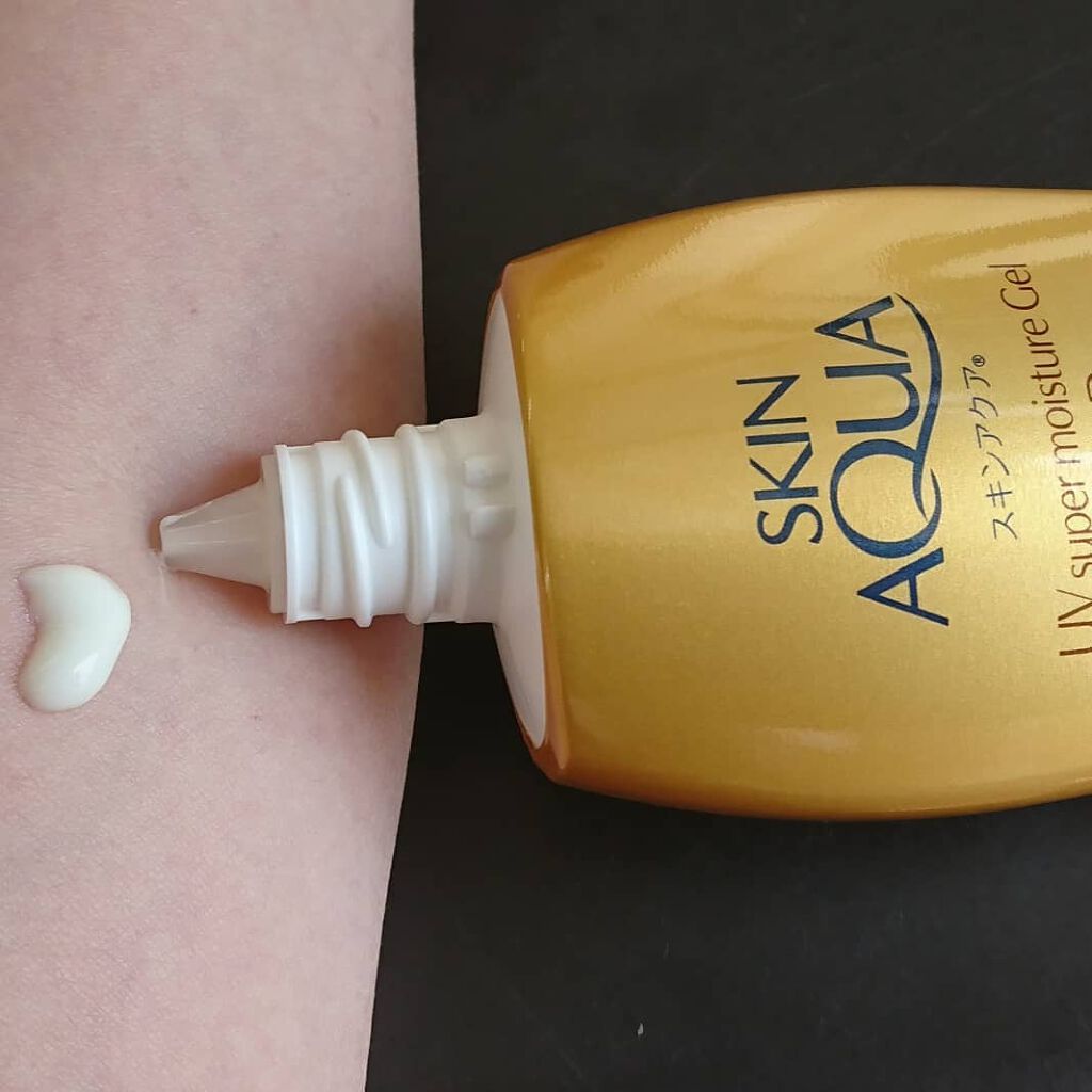 スーパーモイスチャージェルゴールド/スキンアクア/日焼け止めジェルを使ったクチコミ(2枚目)