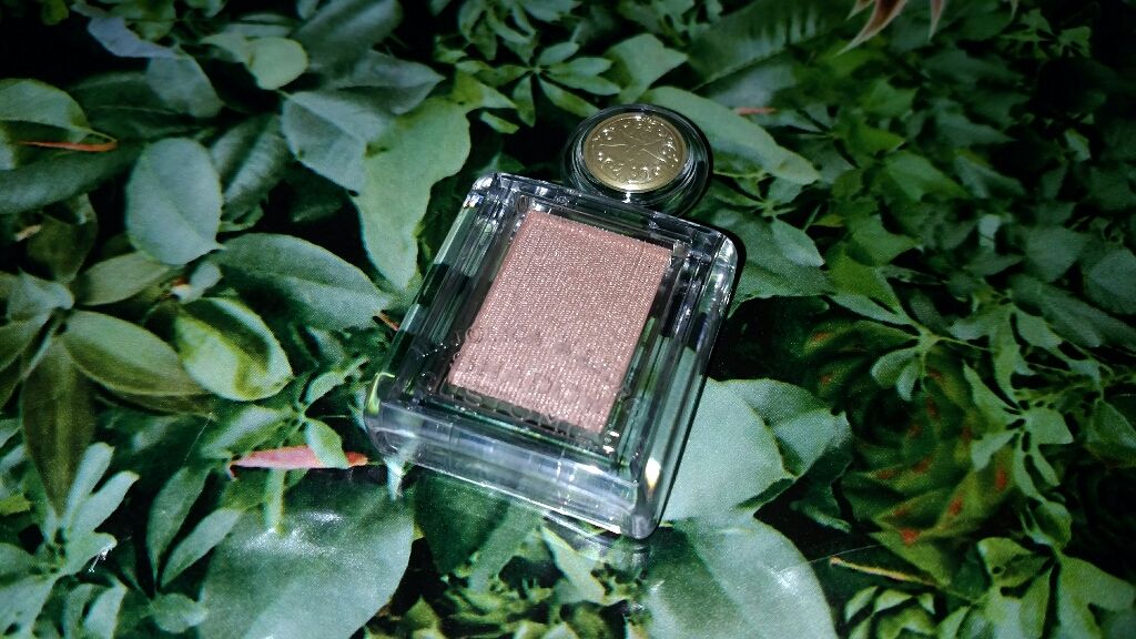 シャドーカスタマイズ/MAJOLICA MAJORCA/単色アイシャドウを使ったクチコミ(1枚目)