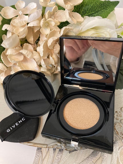 プリズム・リーブル・スキンケアリング・グロウ・クッション/GIVENCHY/クッションファンデーションを使ったクチコミ(2枚目)