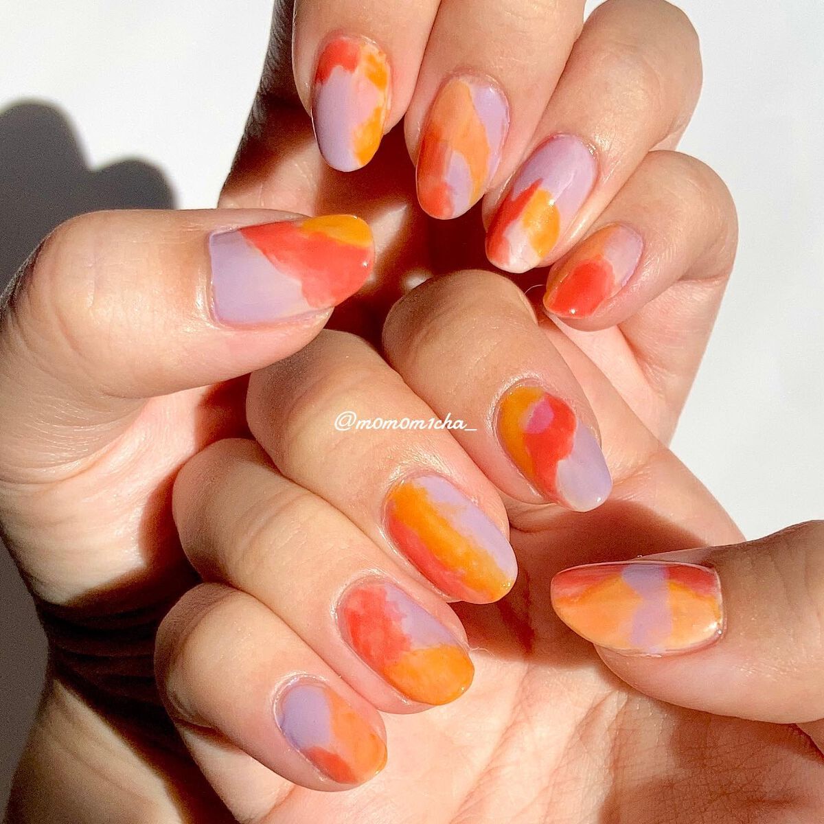 nails inc. マッシュ ビー ラブ トリートメント ベースコート のクチコミ「LASAネイル❤️💜🧡

LOVE ALL SERVE ALL
藤井風スタジアムライブに🫶
本.....」（2枚目）