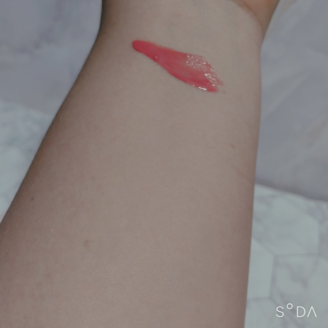 タンフルグラスグロス/Colorgram/リップグロスを使ったクチコミ（2枚目）