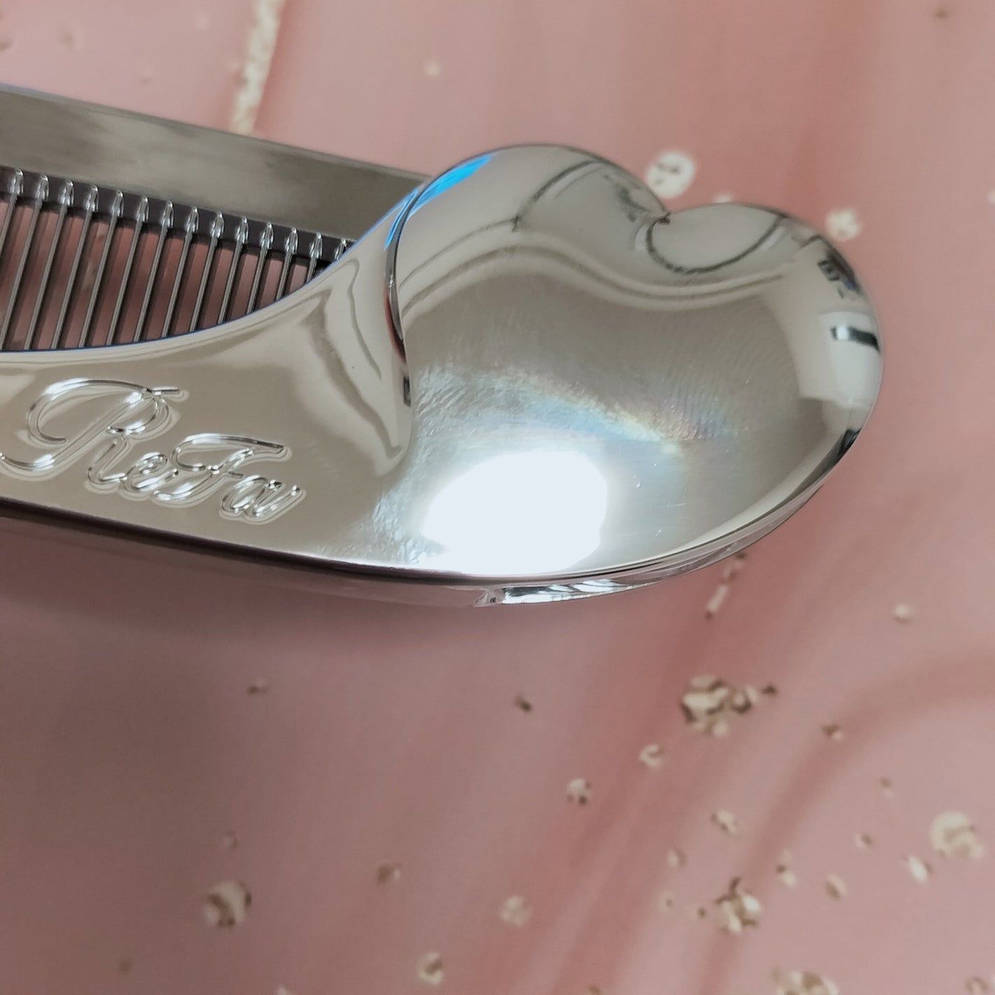 リファハートコーム アイラ/ReFa/ヘアコームを使ったクチコミ(5枚目)