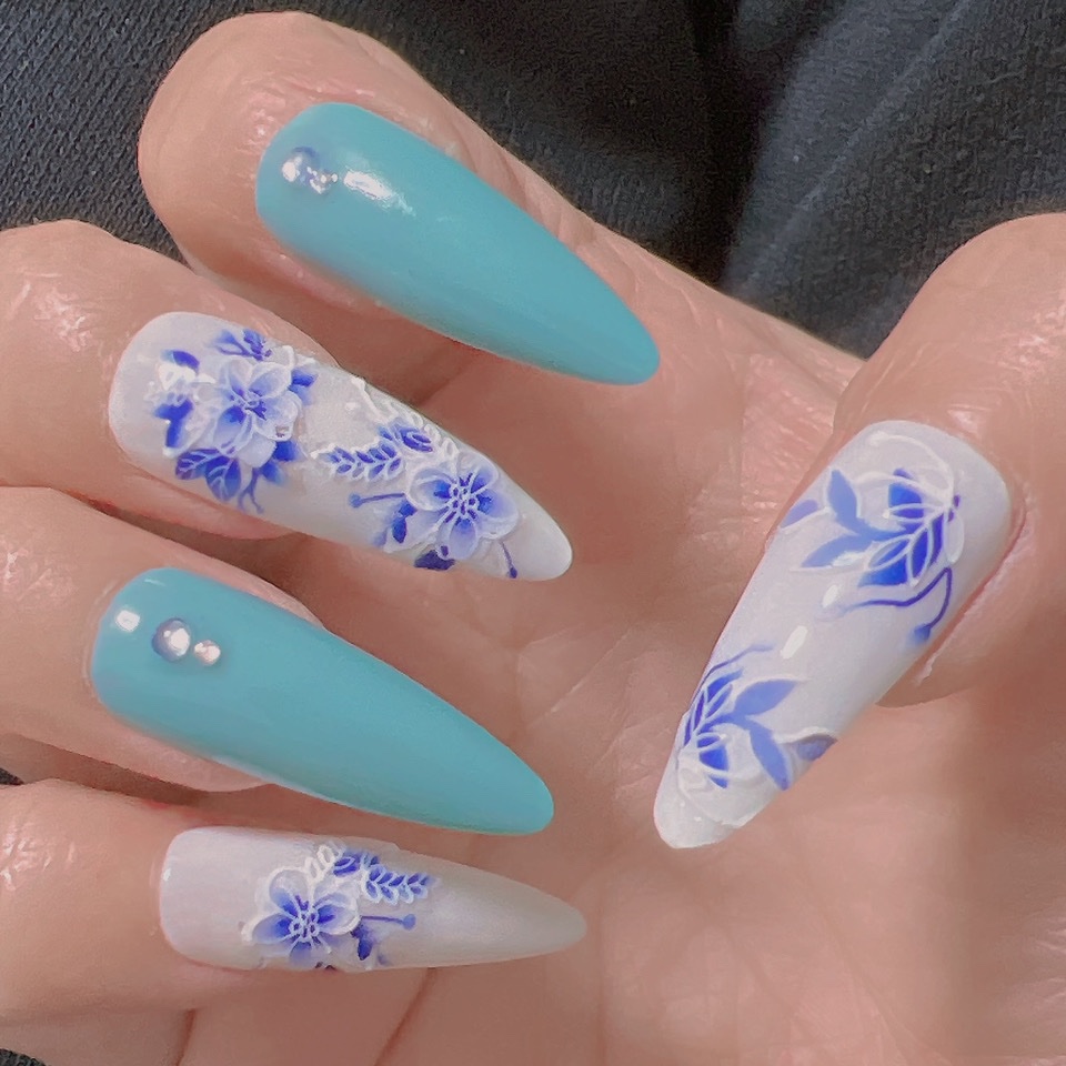 #セルフネイル,#大人ネイルのネイルデザイン