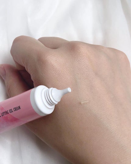 Perfect Lifty  TOTAL LIFTING GEL CREAM/R&/フェイスクリームを使ったクチコミ(2枚目)