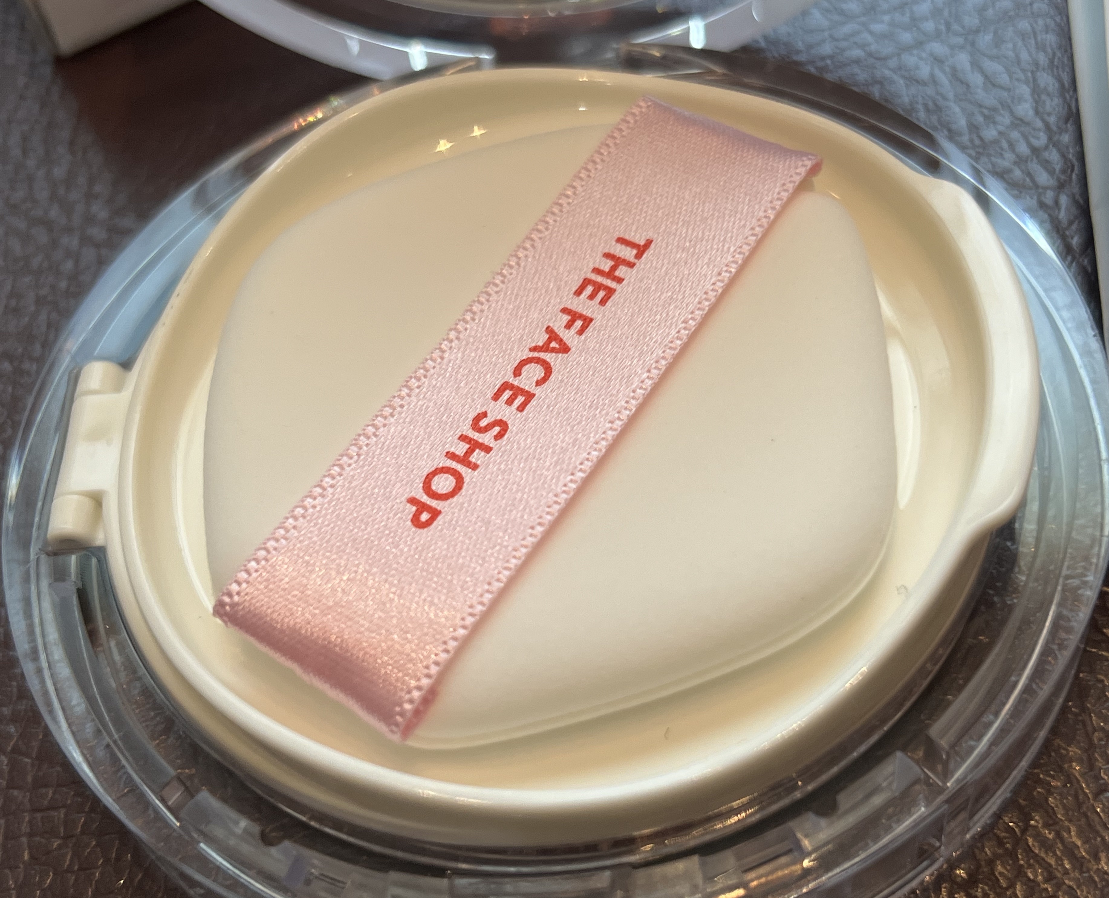 デューイーラスティングクッション/THE FACE SHOP/クッションファンデーションを使ったクチコミ（2枚目）