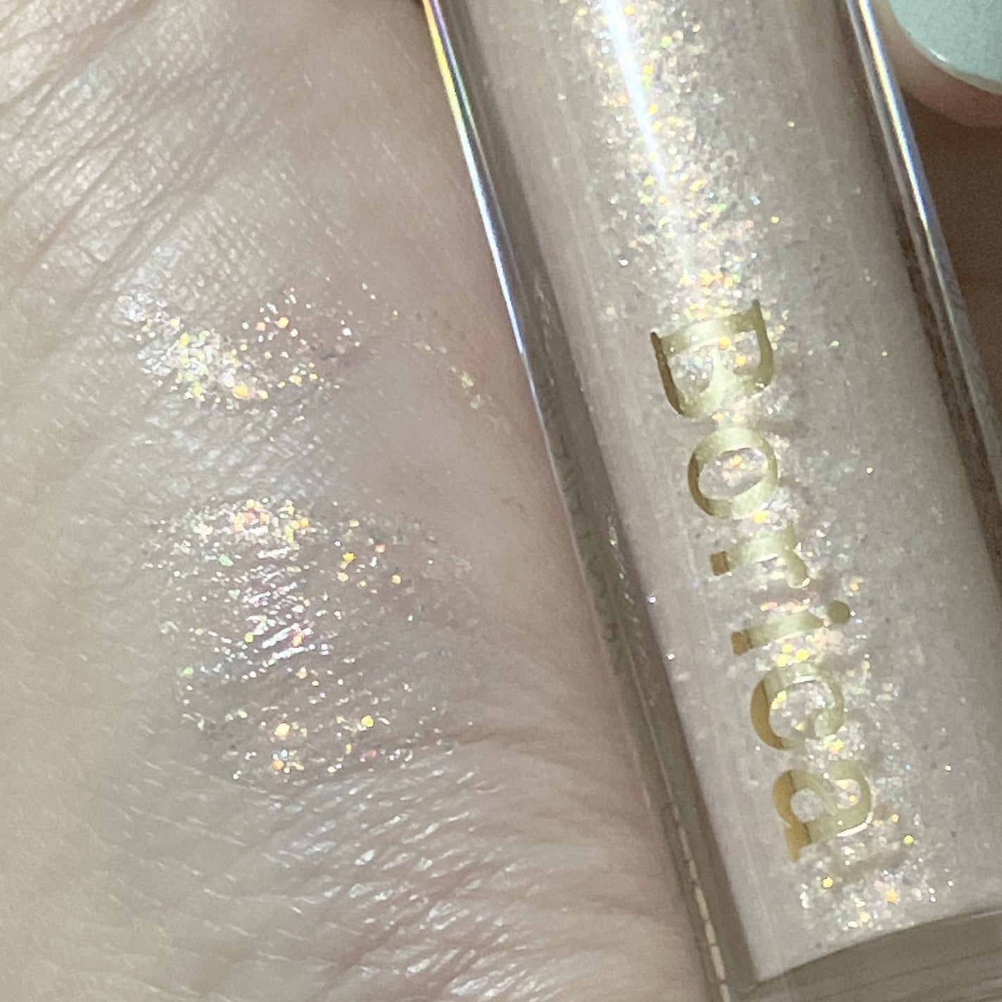 美容液ラメライナー/Borica/リキッドアイライナーを使ったクチコミ(3枚目)