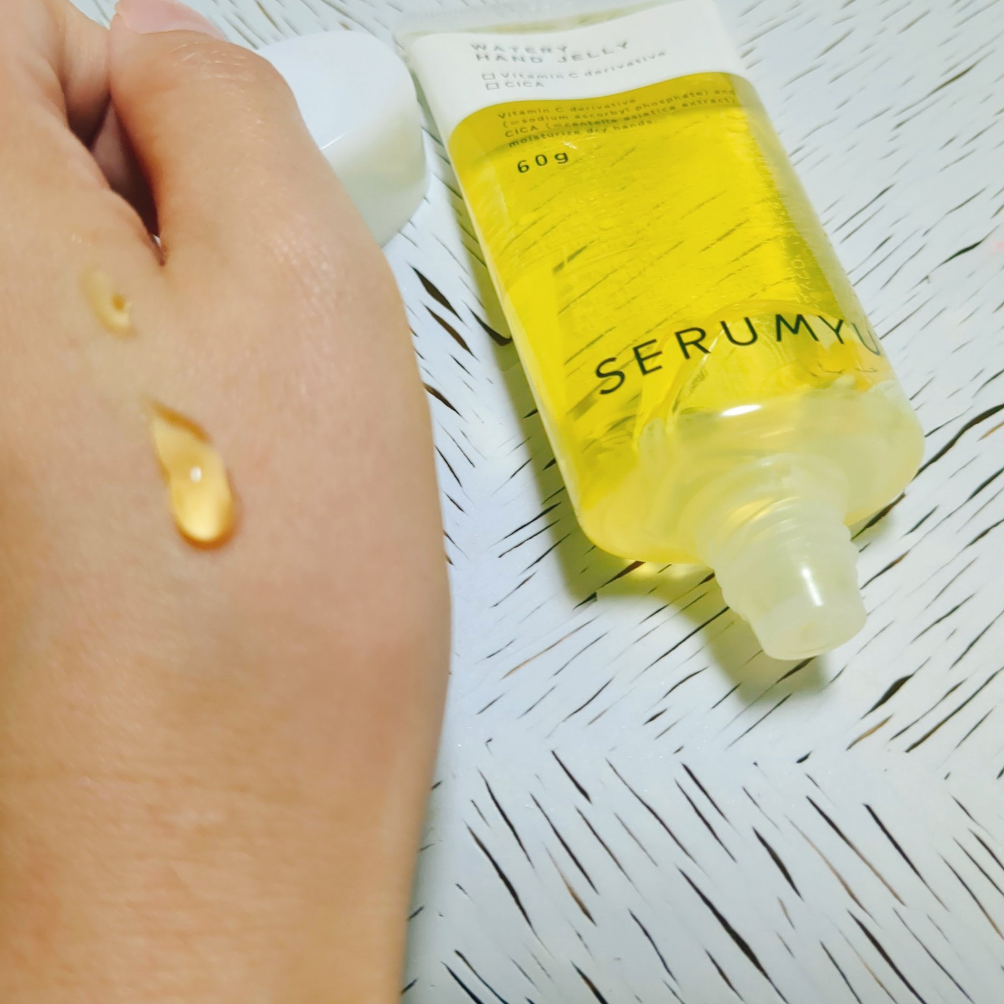 セラミュ ハンドジェリー/ナリスアップ/ハンドクリームを使ったクチコミ（2枚目）