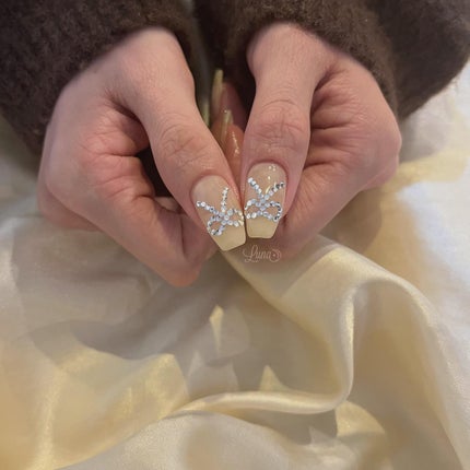 Iuna. Mizuki on LIPS 「.やりたいの詰め込み🥞🤍#nail#nailstagram#g..」(2枚目)