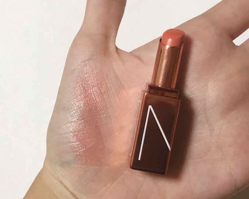 アフターグロー リップバーム/NARS/リップバームを使ったクチコミ（2枚目）