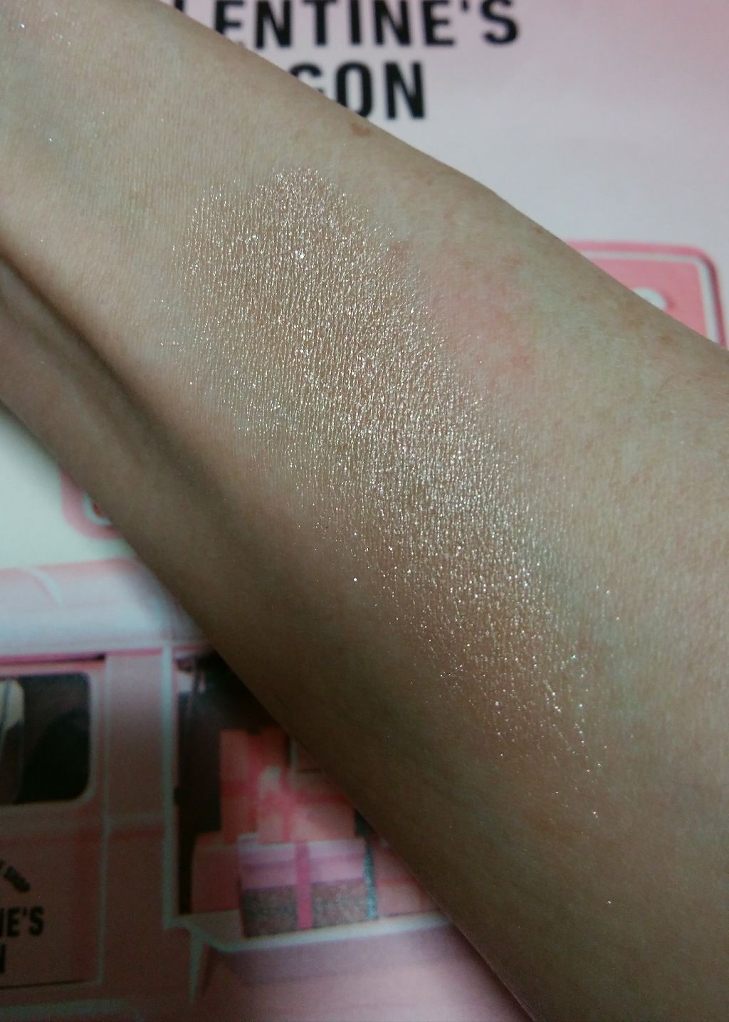 ブライトアップアイシャドウ/media/単色アイシャドウを使ったクチコミ(3枚目)